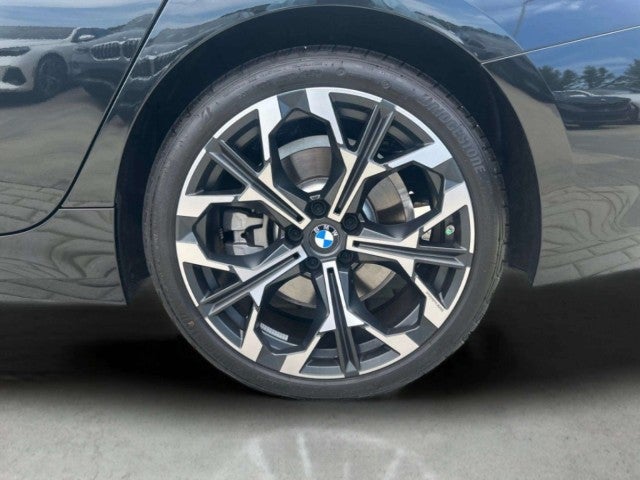 2026 BMW 330i 330i
