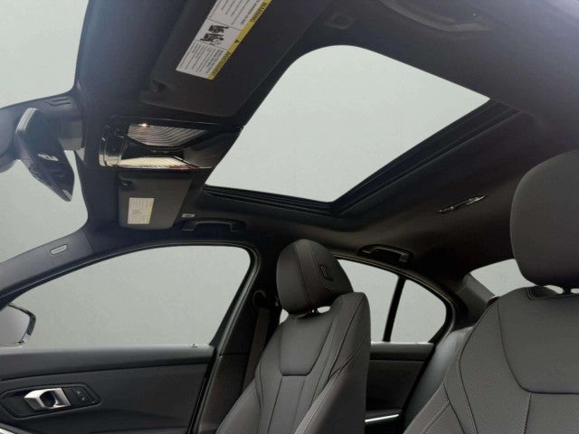 2026 BMW 330i 330i
