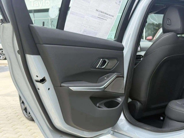 2026 BMW 330i 330i