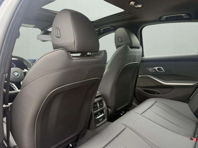 2026 BMW 330i 330i