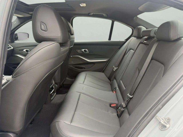 2026 BMW 330i 330i
