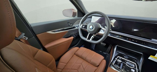 2026 BMW 740i 740i