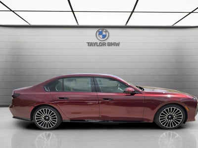 2026 BMW 740i 740i