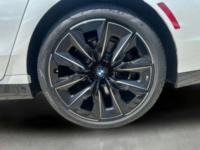 2025 BMW 740i 740i