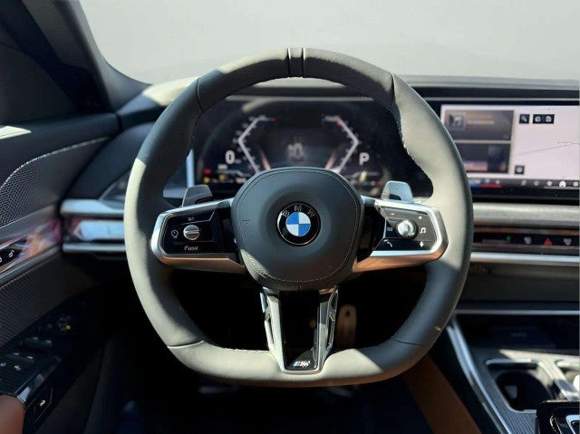 2025 BMW 740i 740i