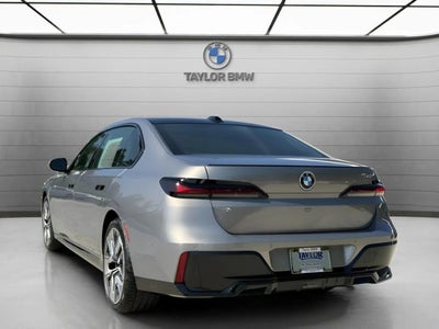 2025 BMW 740i 740i