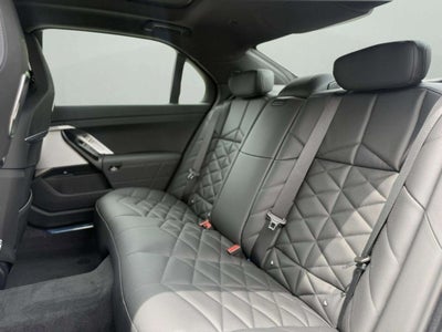 2026 BMW 740i 740i
