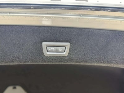 2026 BMW 740i 740i