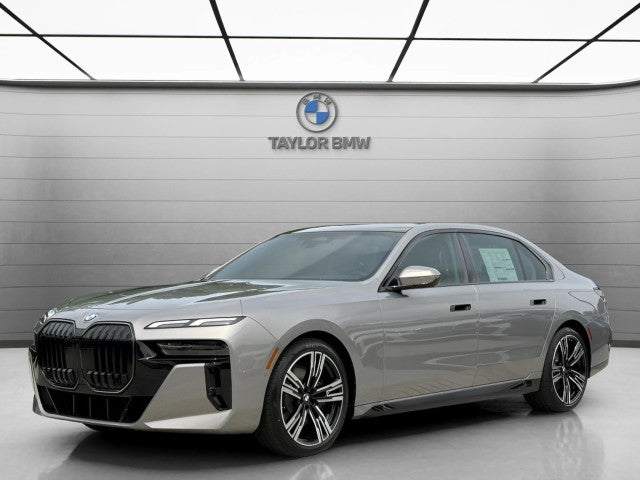 2026 BMW 740i 740i