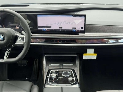 2026 BMW 740i 740i