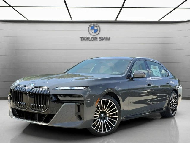 2026 BMW 740i Base