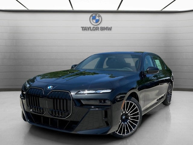 2026 BMW 740i 740i