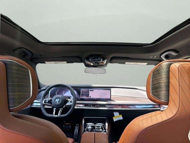 2026 BMW 740i 740i
