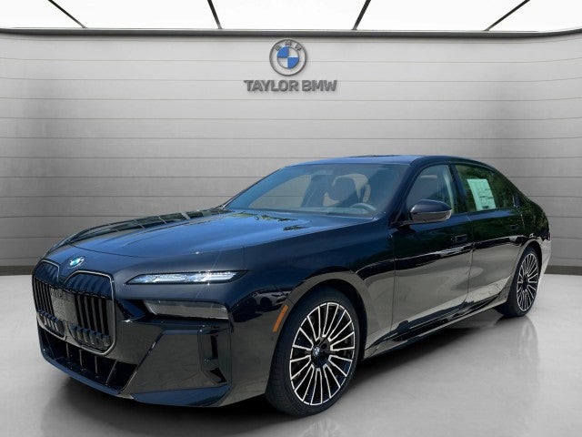 2026 BMW 740i 740i