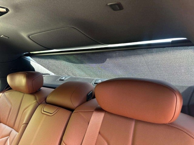 2026 BMW 740i 740i