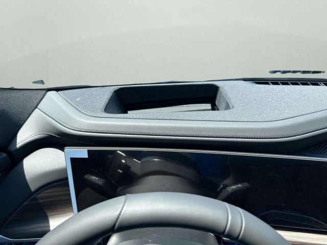 2026 BMW 740i 740i