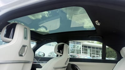2026 BMW 740i 740i