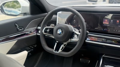 2026 BMW 740i 740i