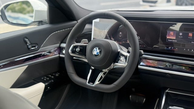2026 BMW 740i 740i