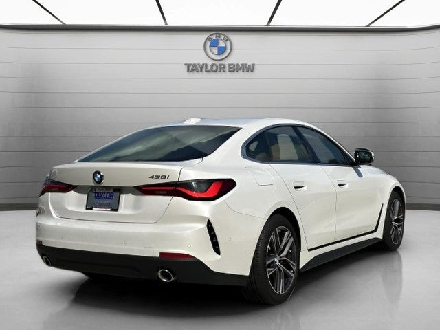 2026 BMW 430i 430i
