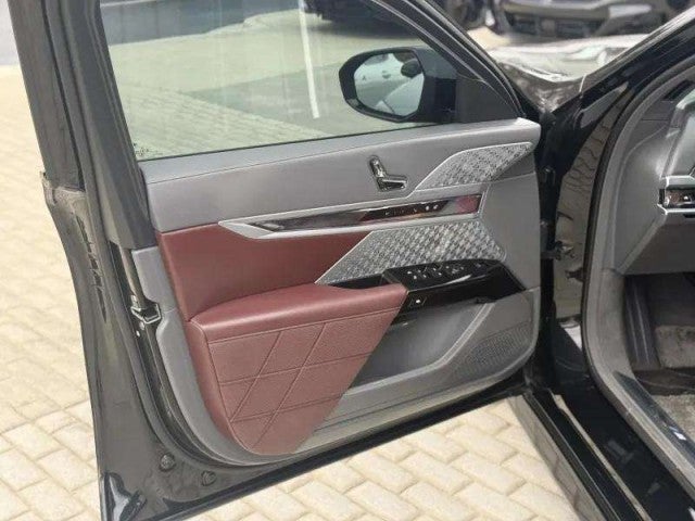 2023 BMW 760i 760i xDrive