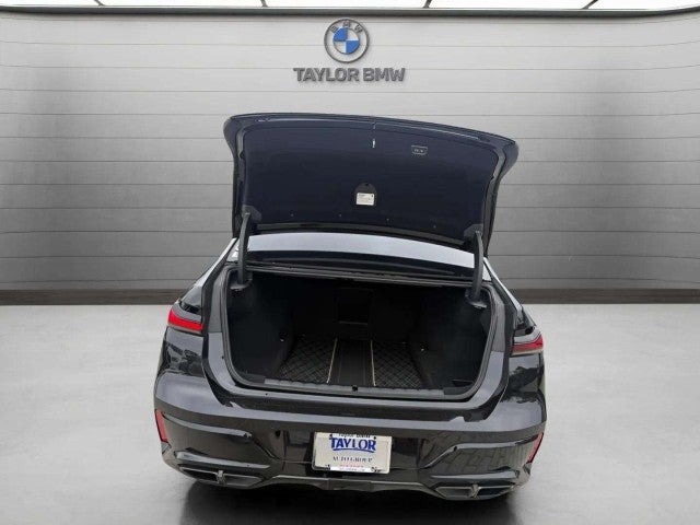 2023 BMW 760i 760i xDrive