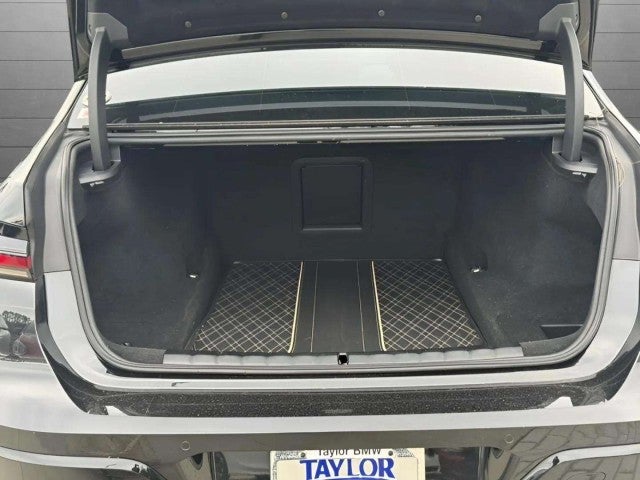 2023 BMW 760i 760i xDrive