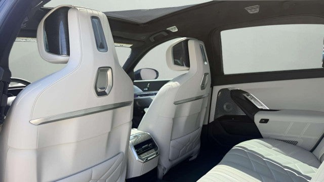 2023 BMW 760i 760i xDrive