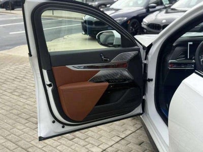 2026 BMW 750e xDrive 750e xDrive