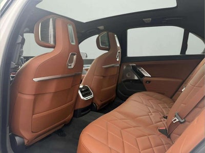 2026 BMW 750e xDrive 750e xDrive