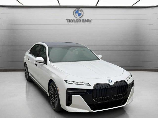 2026 BMW 750e xDrive 750e xDrive