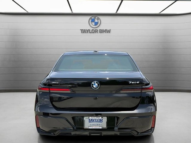 2025 BMW 750e xDrive 750e xDrive