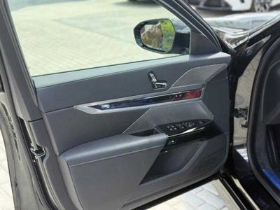 2025 BMW 750e xDrive 750e xDrive