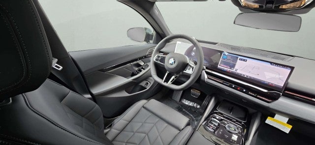 2026 BMW 530i 530i