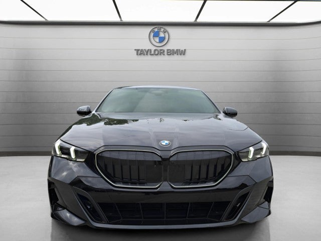 2026 BMW 530i 530i