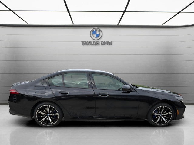 2026 BMW 530i 530i