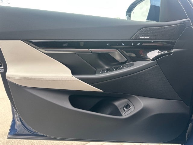 2024 BMW 530i 530i