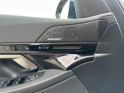 2024 BMW 530i 530i
