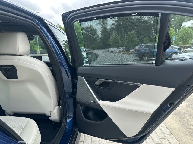 2024 BMW 530i 530i
