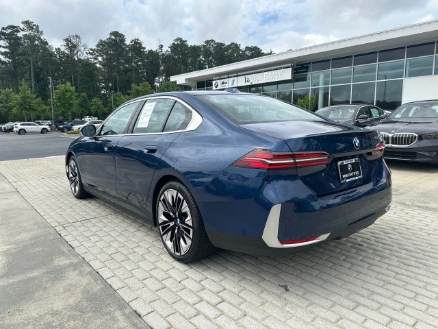 2024 BMW 530i 530i