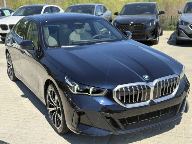 2026 BMW 530i 530i