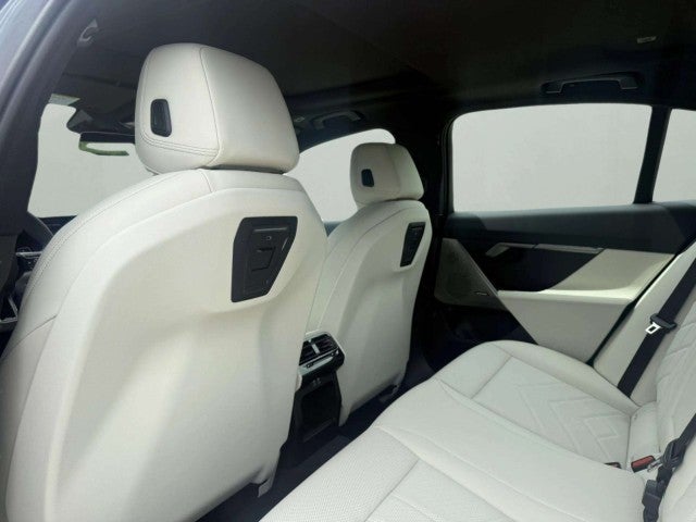 2026 BMW 530i 530i