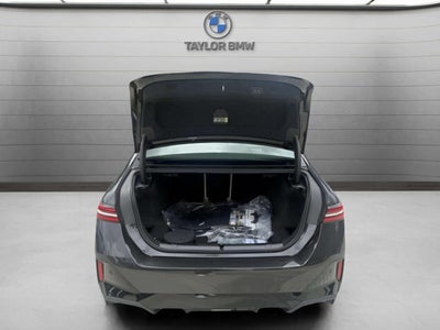2026 BMW 530i 530i