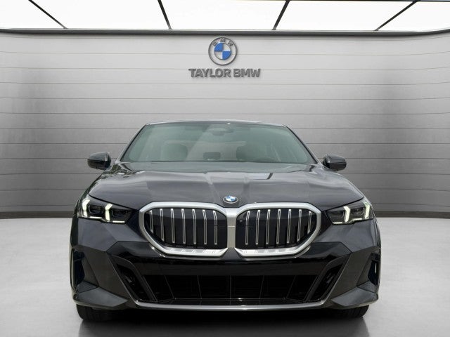 2026 BMW 530i 530i
