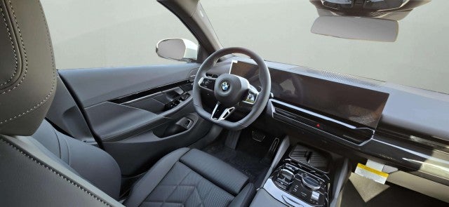 2026 BMW 530i 530i