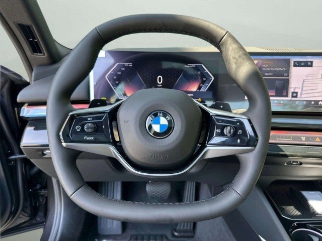 2026 BMW 530i 530i