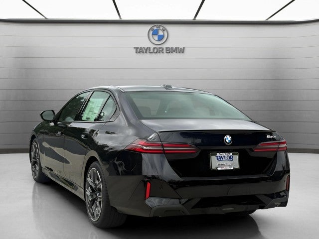 2027 BMW 530i 530i