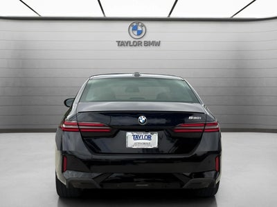 2027 BMW 530i 530i