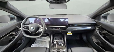 2026 BMW 530i 530i