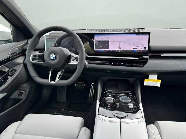 2026 BMW 530i 530i
